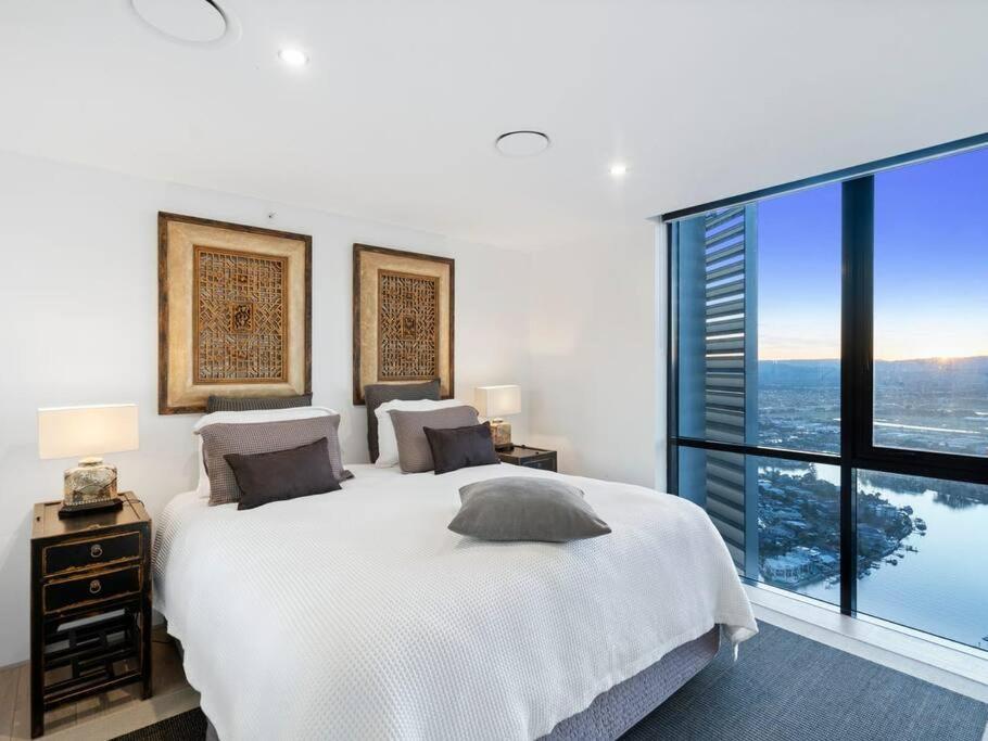 Exclusive Circle On Cavil Sub-Penthouse Luxury Apt - Hosted By Coastal Letting 黄金海岸 外观 照片