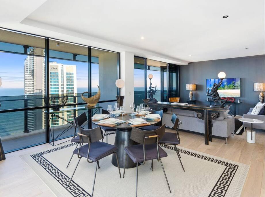 Exclusive Circle On Cavil Sub-Penthouse Luxury Apt - Hosted By Coastal Letting 黄金海岸 外观 照片